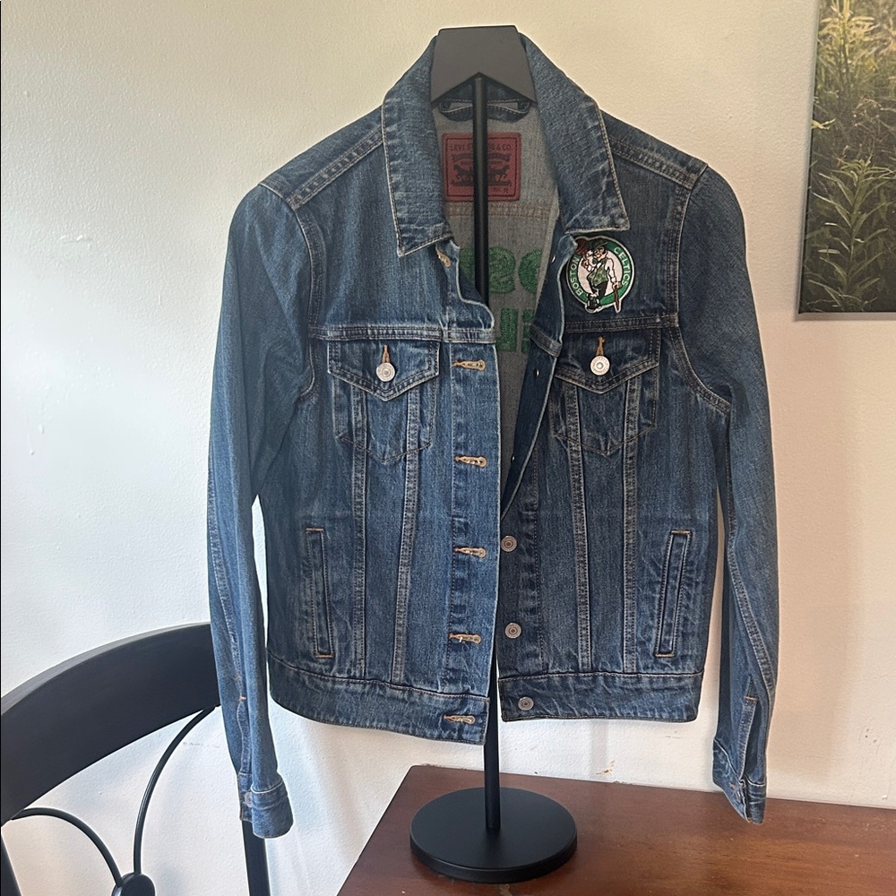 Levi's Classic Blue Denim Jacket with Green Patch